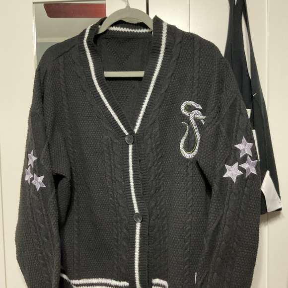Taylor Swift Black Cardigan with Embroidered Snake - Picture 2 of 4